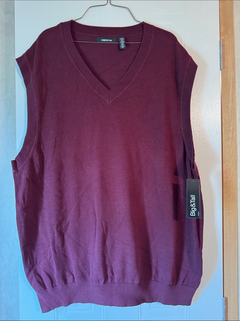 Claiborne Burgundy V-Neck Sleeveless Sweater Vest